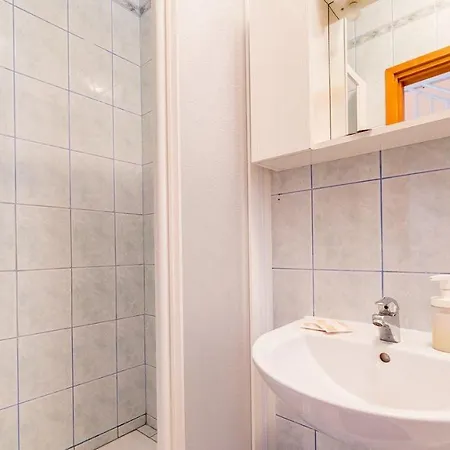 Apartamento Grosse Terrasse 200 Meter Zum Baška