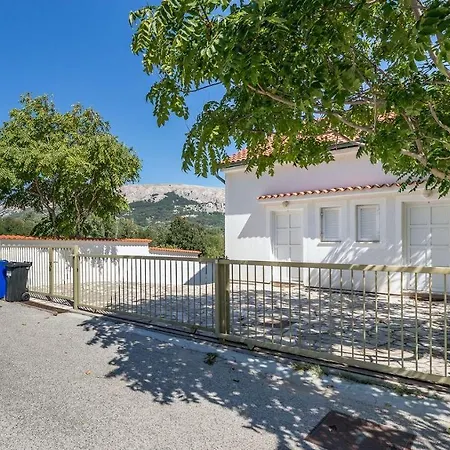 Grosse Terrasse 200 Meter Zum *