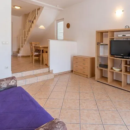 Grosse Terrasse 200 Meter Zum *