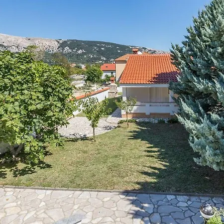 Apartment Grosse Terrasse 200 Meter Zum