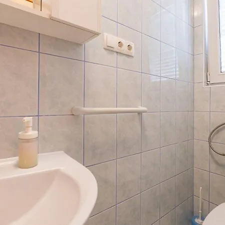 Grosse Terrasse 200 Meter Zum Lejlighed