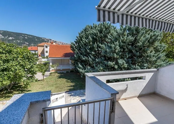 Grosse Terrasse 200 Meter Zum Apartment Baska (Krk)
